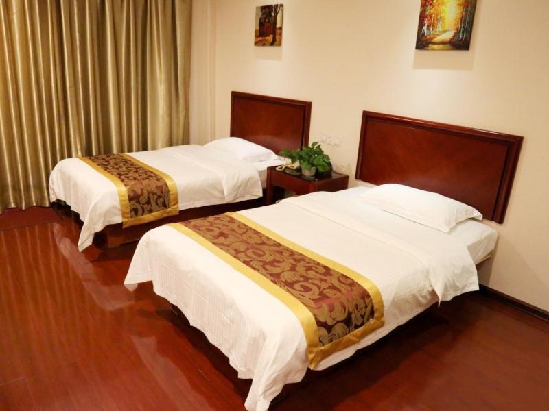 Greentree Inn Guiyang Court Street West Zhongshan Road Subway Station Business Hotel ภายนอก รูปภาพ