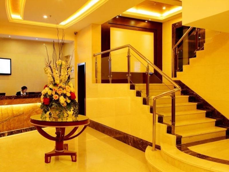 Greentree Inn Guiyang Court Street West Zhongshan Road Subway Station Business Hotel ภายนอก รูปภาพ