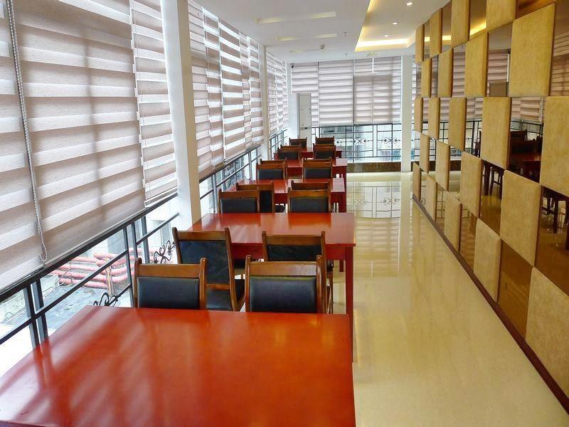 Greentree Inn Guiyang Court Street West Zhongshan Road Subway Station Business Hotel ภายนอก รูปภาพ